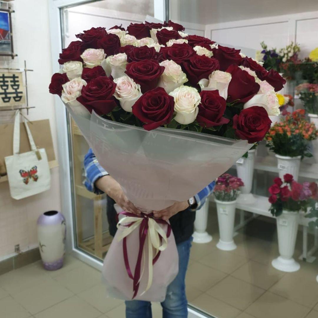 Сколько Стоит Роза В Магазине Цветов